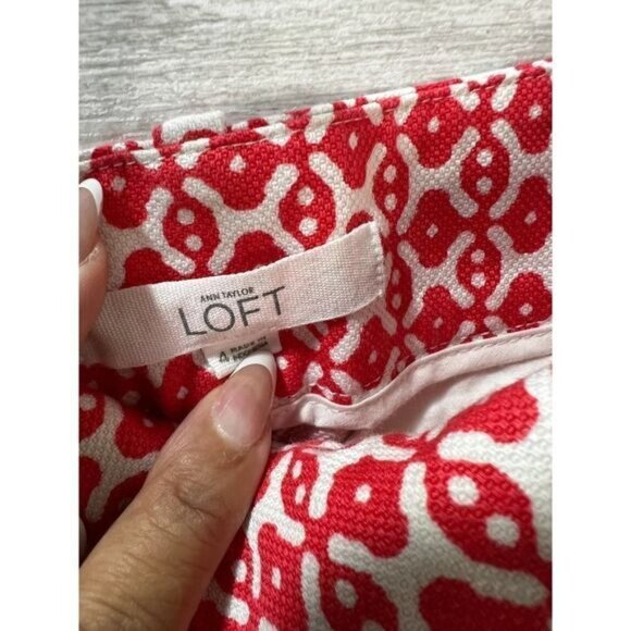 LOFT‎ Textured Shorts Diamond Jacquard Women’s Size 4 - Picture 7 of 8